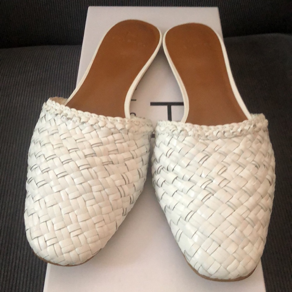 Halston white slides - 6M